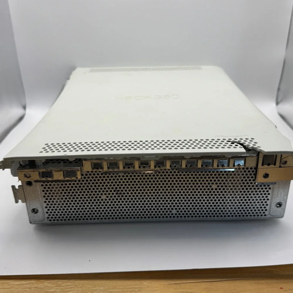 Microsoft Xbox 360 Console White HDMI For Parts Repair Untested‎